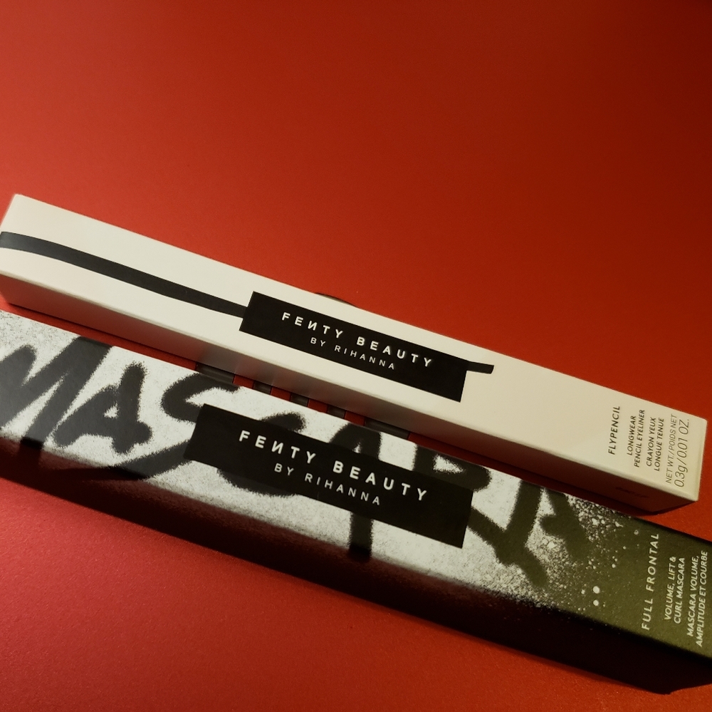 Fenty Beauty Flypencil Eyeliner Shade: Cuz I'm Black Full Size NWT NIB